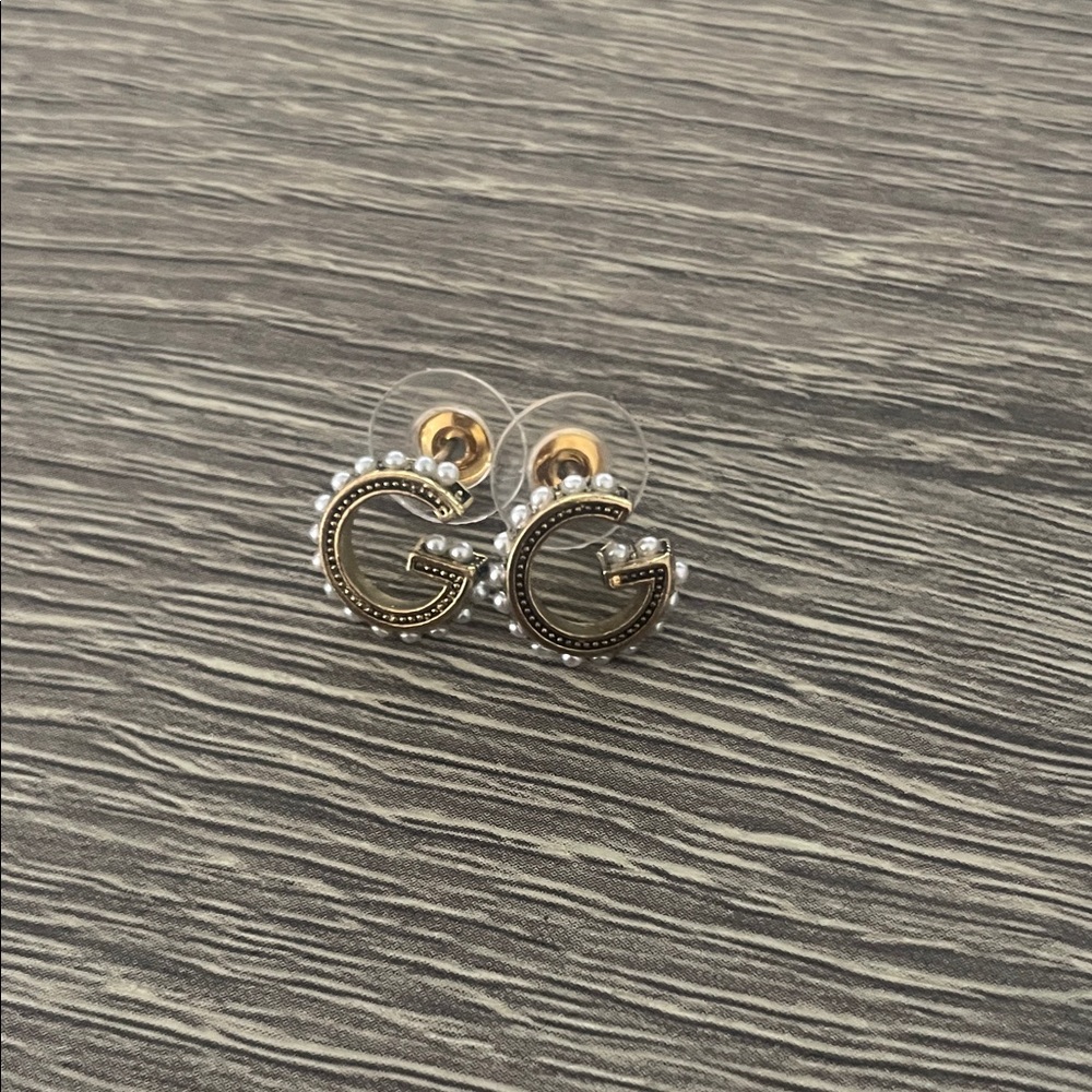 Rustic gold with pearls detail stud earrings